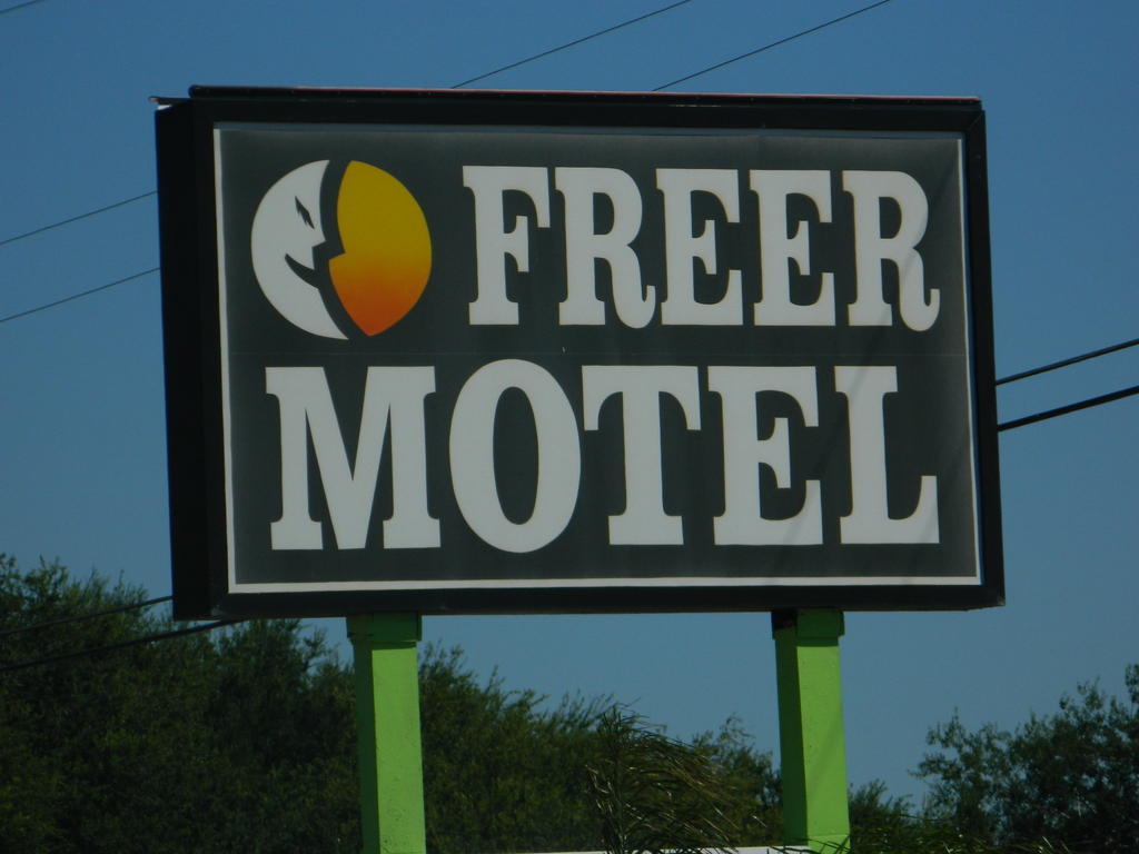 Freer Motel Exterior photo